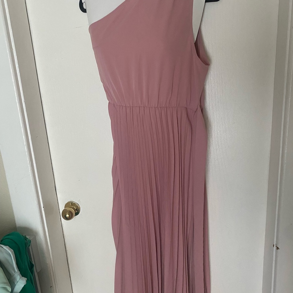 Elegant One-Shoulder Mauve Dress